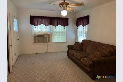 1118 W Main Street, Gatesville, TX 76528 - Photo 11
