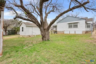 1118 W Main Street, Gatesville, TX 76528 - Photo 5
