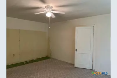 1118 W Main Street, Gatesville, TX 76528 - Photo 17