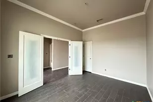 1054 Alice Cir, Temple, TX 76502 - Photo 3