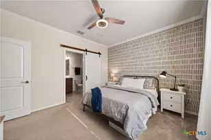610 Ridgehorn Dr, New Braunfels, TX 78130 - Photo 15