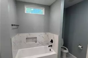 1300 N 2nd St, Killeen, TX 76541 - Photo 11