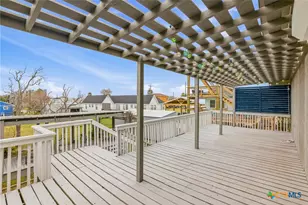 115 W Adams St, Port O'Connor, TX 77982 - Photo 9