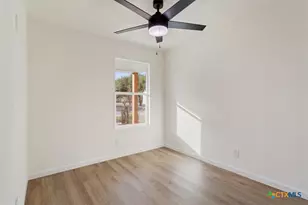 707 S 13th St, Temple, TX 76504 - Photo 19