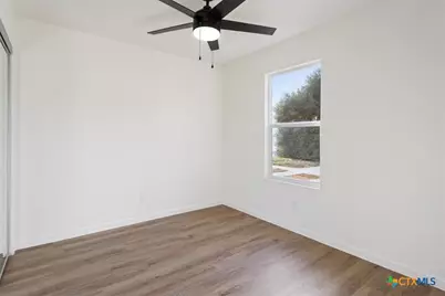 707 S 13th Street, Temple, TX 76504 - Photo 17