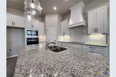 712 Eagle Crest Drive, Salado, TX 76571 - Photo 9