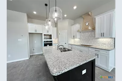 712 Eagle Crest Drive, Salado, TX 76571 - Photo 13