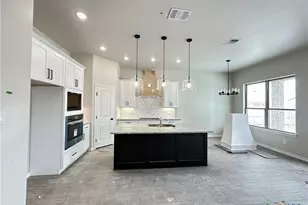 712 Eagle Crst Dr, Salado, TX 76571 - Photo 3