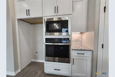 712 Eagle Crest Drive, Salado, TX 76571 - Photo 13