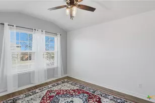 6429 Hoffman Pln, San Antonio, TX 78252 - Photo 9