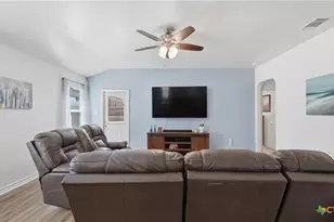 6429 Hoffman Pln, San Antonio, TX 78252 - Photo 17