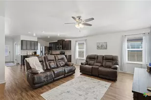 6429 Hoffman Pln, San Antonio, TX 78252 - Photo 15