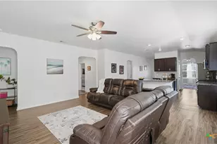 6429 Hoffman Pln, San Antonio, TX 78252 - Photo 19