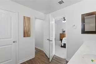 6429 Hoffman Pln, San Antonio, TX 78252 - Photo 23