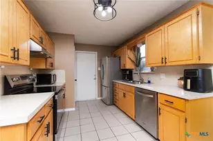 4305 Beach Ball Dr, Killeen, TX 76549 - Photo 7