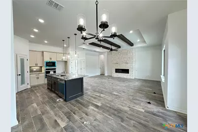 706 Golden Eagle Drive, Salado, TX 76571 - Photo 7