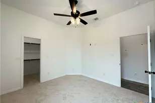 706 Golden Eagle Dr, Salado, TX 76571 - Photo 21