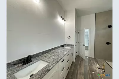 706 Golden Eagle Drive, Salado, TX 76571 - Photo 13