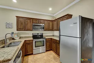 1247 Gruene Rd, New Braunfels, TX 78130 - Photo 5