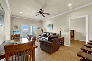 1247 Gruene Rd, New Braunfels, TX 78130 - Photo 7