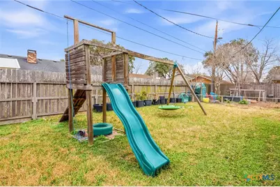 110 Rio Vista Drive, Victoria, TX 77904 - Photo 5