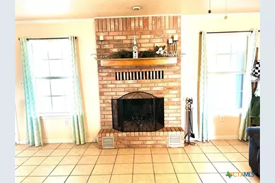 877 Spring Creek Lane, Copperas Cove, TX 76522 - Photo 5