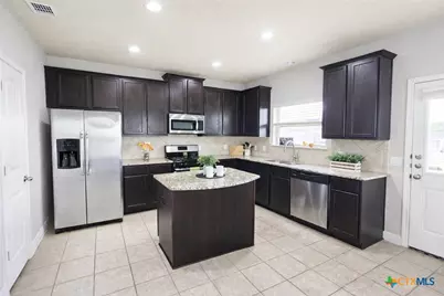 729 Community Drive, New Braunfels, TX 78132 - Photo 3