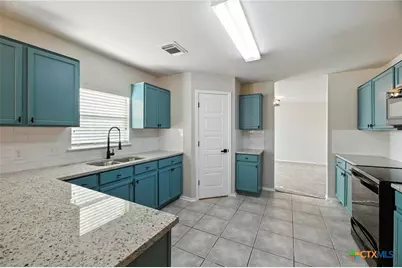 3933 Brook Hollow Drive, Schertz, TX 78154 - Photo 15