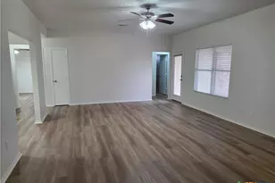 24 McFaddan Ln, Temple, TX 76502 - Photo 9