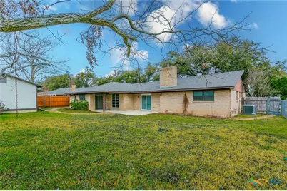 105 E Upshaw Avenue, Temple, TX 76501 - Photo 23