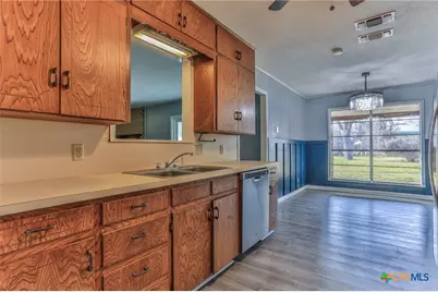 105 E Upshaw Avenue, Temple, TX 76501 - Photo 5