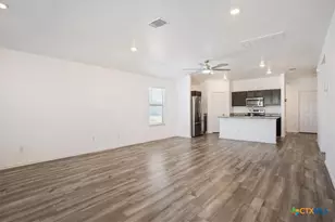 300 Jacquard Ct, Troy, TX 76579 - Photo 7