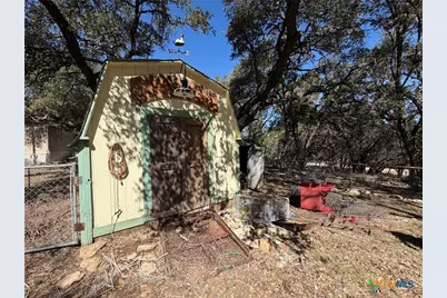 618 W Clark Street, Canyon Lake, TX 78133 - Photo 13