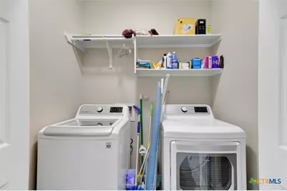 320 Holly Avenue, Luling, TX 78648 - Photo 19