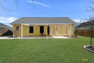 320 Holly Ave, Luling, TX 78648 - Photo 21