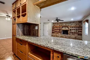 1101 Rhonda Lee St, Copperas Cove, TX 76522 - Photo 9