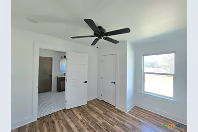 1005 Bridge Street, Lampasas, TX 76550 - Photo 23