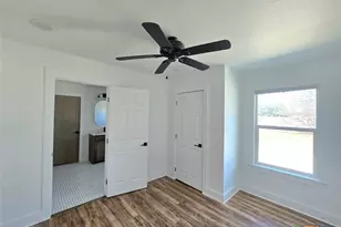 1005 Bridge St, Lampasas, TX 76550 - Photo 23