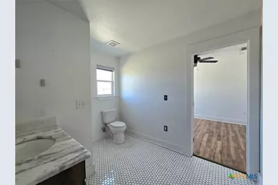 1005 Bridge Street, Lampasas, TX 76550 - Photo 21