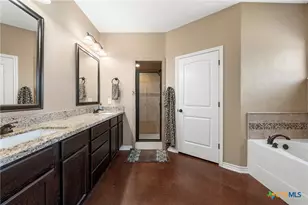 11 E Aztec Ln, Belton, TX 76513 - Photo 19