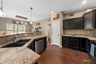 11 E Aztec Ln, Belton, TX 76513 - Photo 13