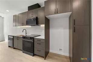 630 Central Pkwy, New Braunfels, TX 78130 - Photo 3