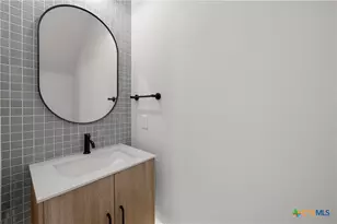 630 Central Pkwy, New Braunfels, TX 78130 - Photo 9