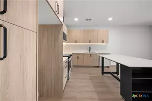 634 Central Pkwy, New Braunfels, TX 78130 - Photo 3