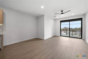 634 Central Pkwy, New Braunfels, TX 78130 - Photo 5