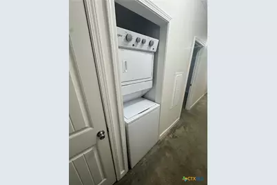 203 Palmwood Drive #B, Victoria, TX 77901 - Photo 7