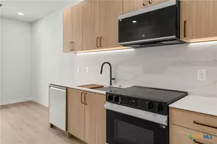 630 Central Pkwy, New Braunfels, TX 78130 - Photo 7