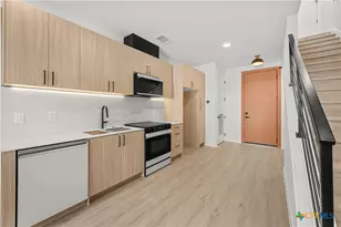 630 Central Pkwy, New Braunfels, TX 78130 - Photo 3