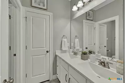 1404 Pioneer Drive, New Braunfels, TX 78132 - Photo 9