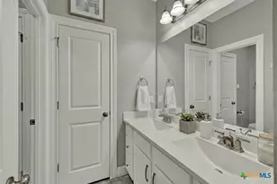 1404 Pioneer Dr, New Braunfels, TX 78132 - Photo 11